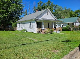 2411 Washington Ave, Victoria, VA 23974