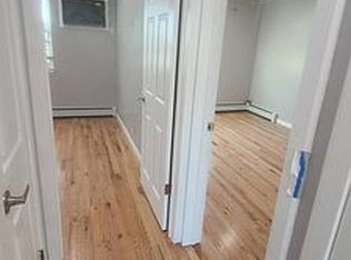 122-23 161st Pl #2, Jamaica, NY 11434