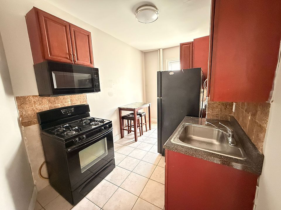 1st image of 503 Baldwin Ave #3E