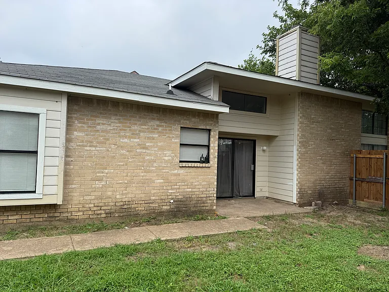 2536 Winter Oak St — Photo 16