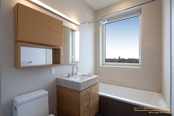 Rented by aptsandlofts.com | media 18