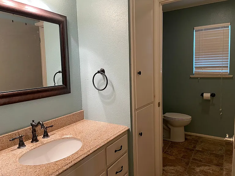 1360 Poppy Ln — Photo 16