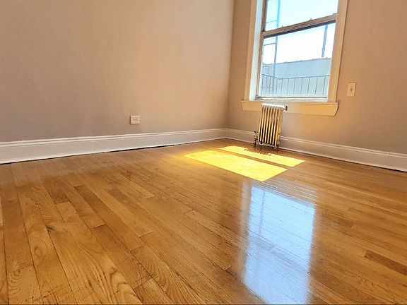 3rd image of 575 W 175th St APT 61