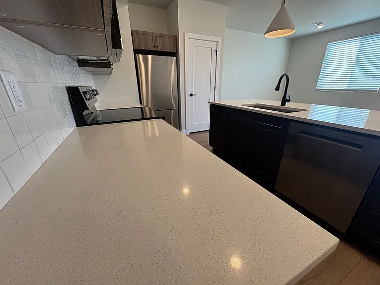 3934 E Fossil Way — Photo 8