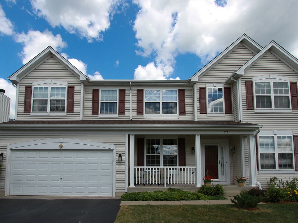 1st image of 699 N Silver Leaf Ln