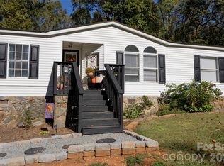 140 High Ridge Cir, Maiden, NC 28650