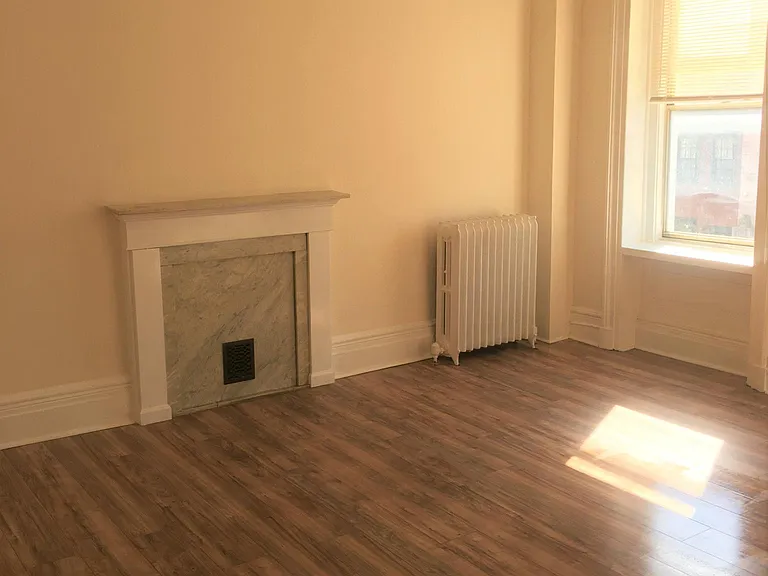 443 Northampton St #4 — Photo 5