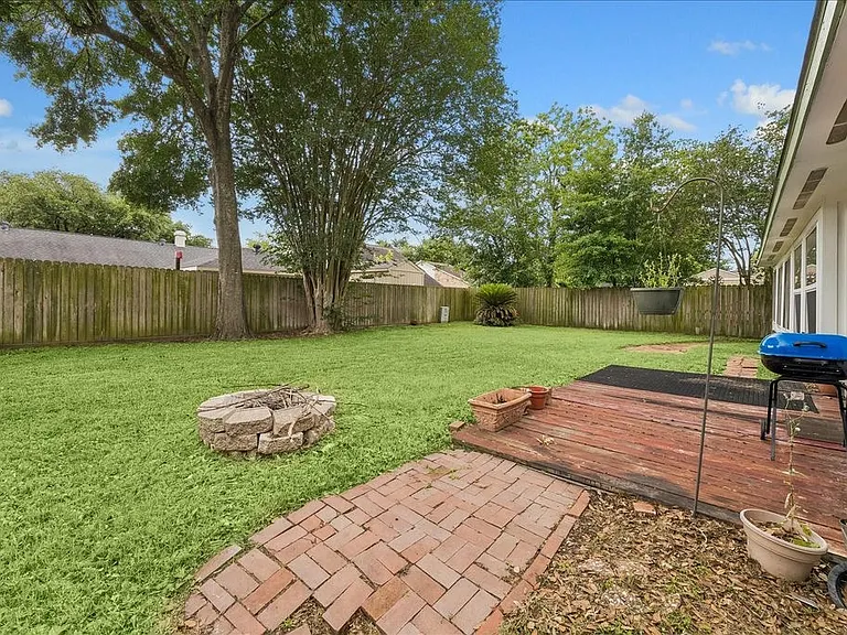 10131 Golden Sunshine Dr — Photo 17
