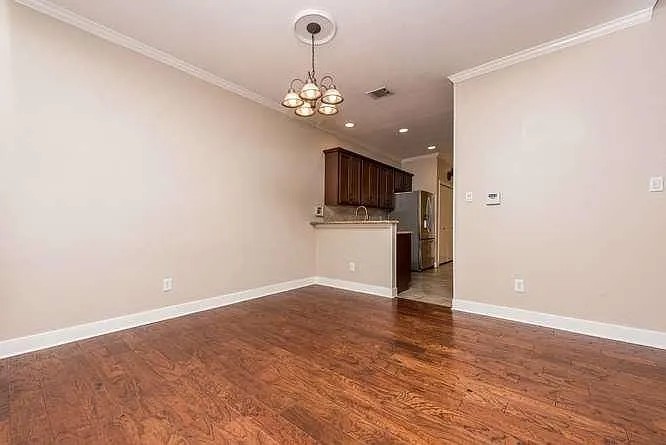 3 bed, 2.5 bath, 1458 sqft, $2,500 — Photo 4