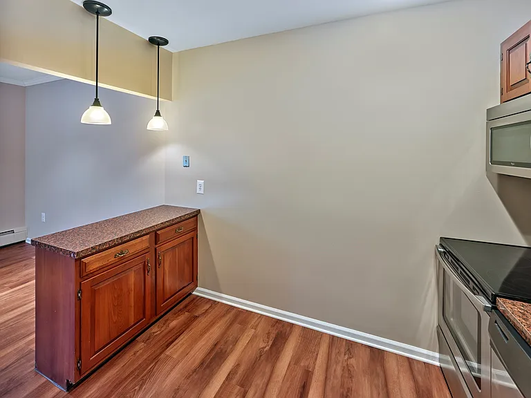 Extend your Dining Room with a Breakfast Bar