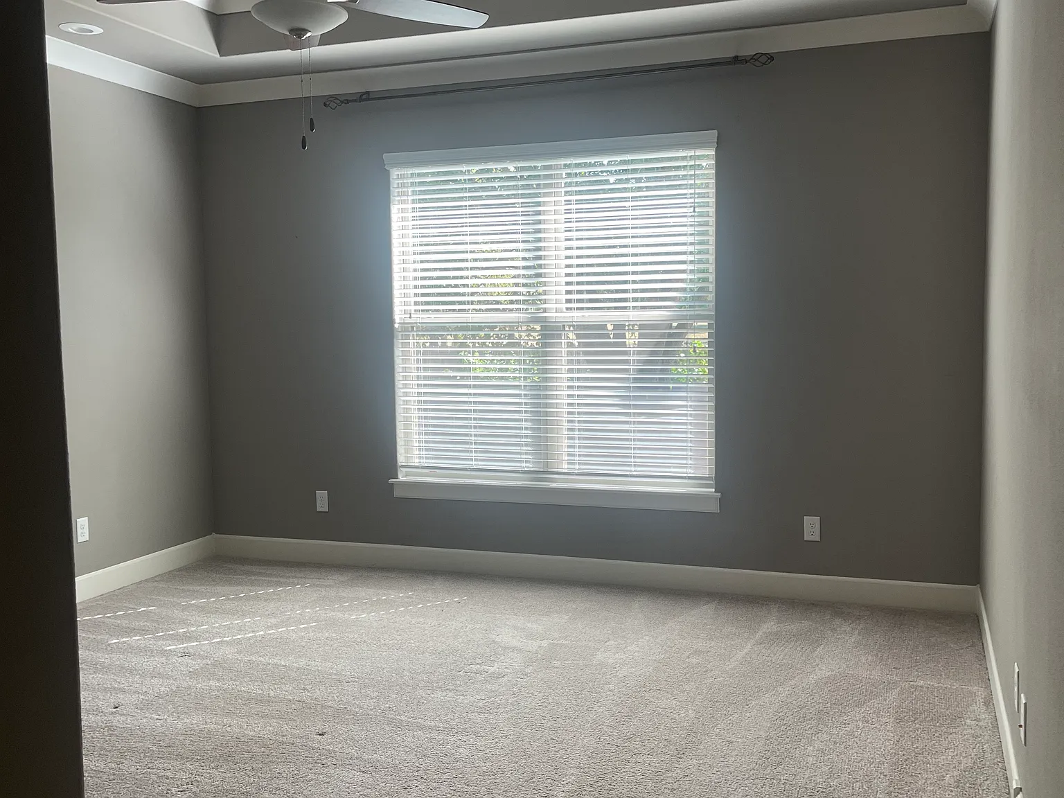 4 bed, 2.5 bath, 2470 sqft, $3,000 — Photo 4