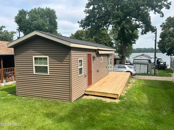 22 Palisade Ave, Corona, SD 57227