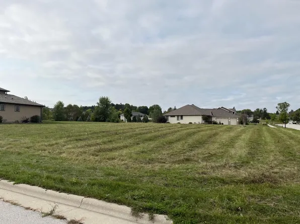 528 TRAIL RIDGE LANE #Lt35, Plymouth, WI 53073