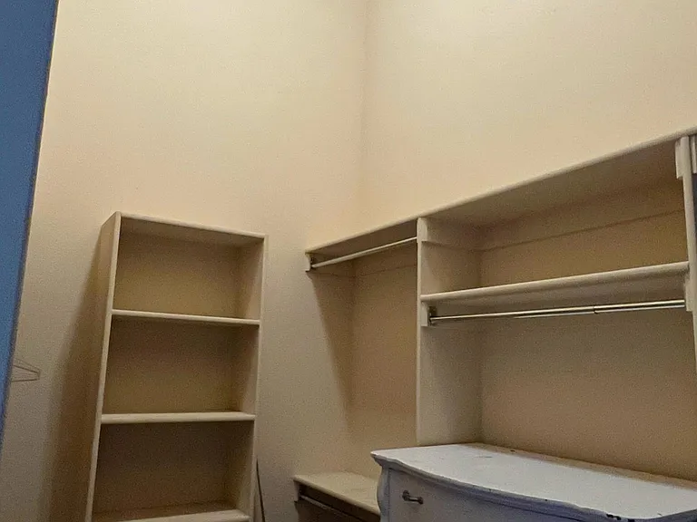 1805 E Jacksonville St — Photo 23