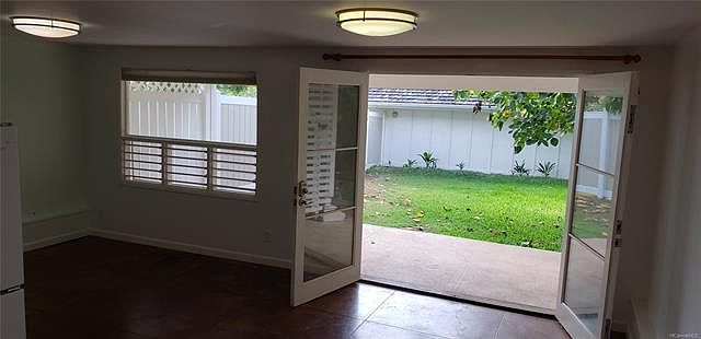 2nd image of 214 Kaelepulu Dr #B