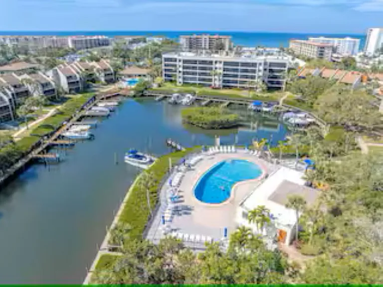 1400 Cove II Pl — Photo 33