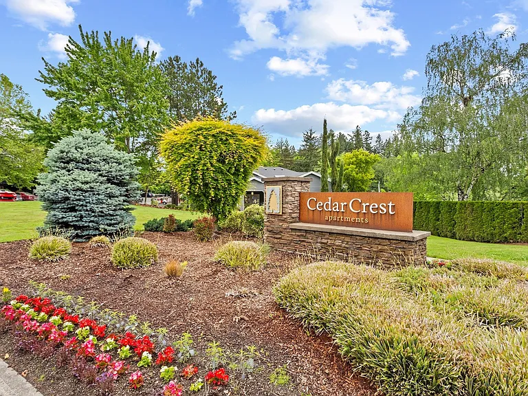Cedar Crest — Photo 26