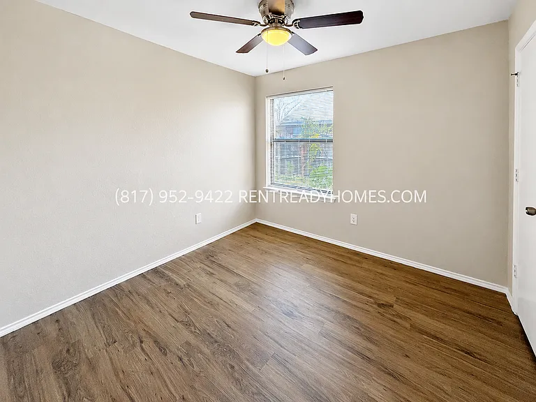 10308 Oak Branch Ln — Photo 4
