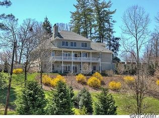 347 Foxfire Estates Cir, Waynesville, NC 28785