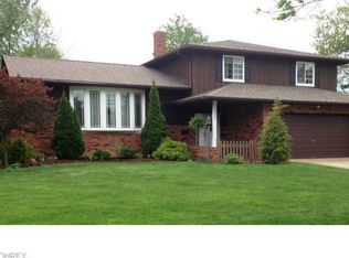 13499 Trenton Trl, Middleburg Heights, OH