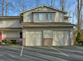 126 W Casino Rd APT 7, Everett, WA 98204