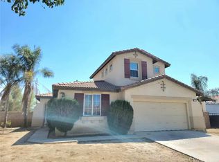 2351 E Devonshire Ave, Hemet, CA 92544
