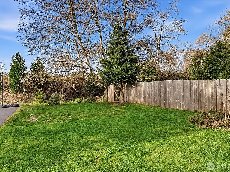 26 Marina Dr — Photo 31