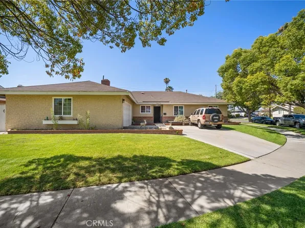 2674 W Sereno Pl, Anaheim, CA 92804