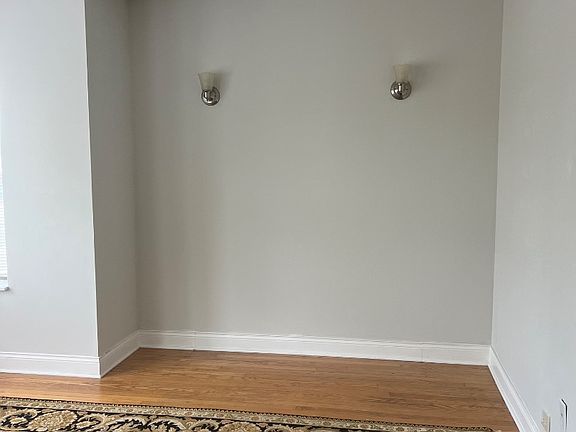 Unit Photo