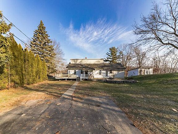 2nd image of 26 Edgewood Ave