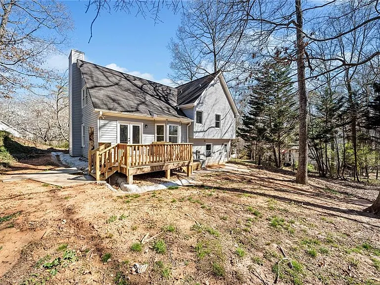 228 Hawkins Farm Cir — Photo 36