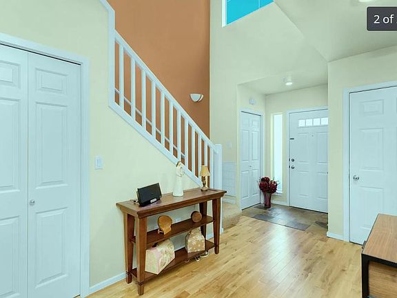2nd image of 15819 NE 90th Way