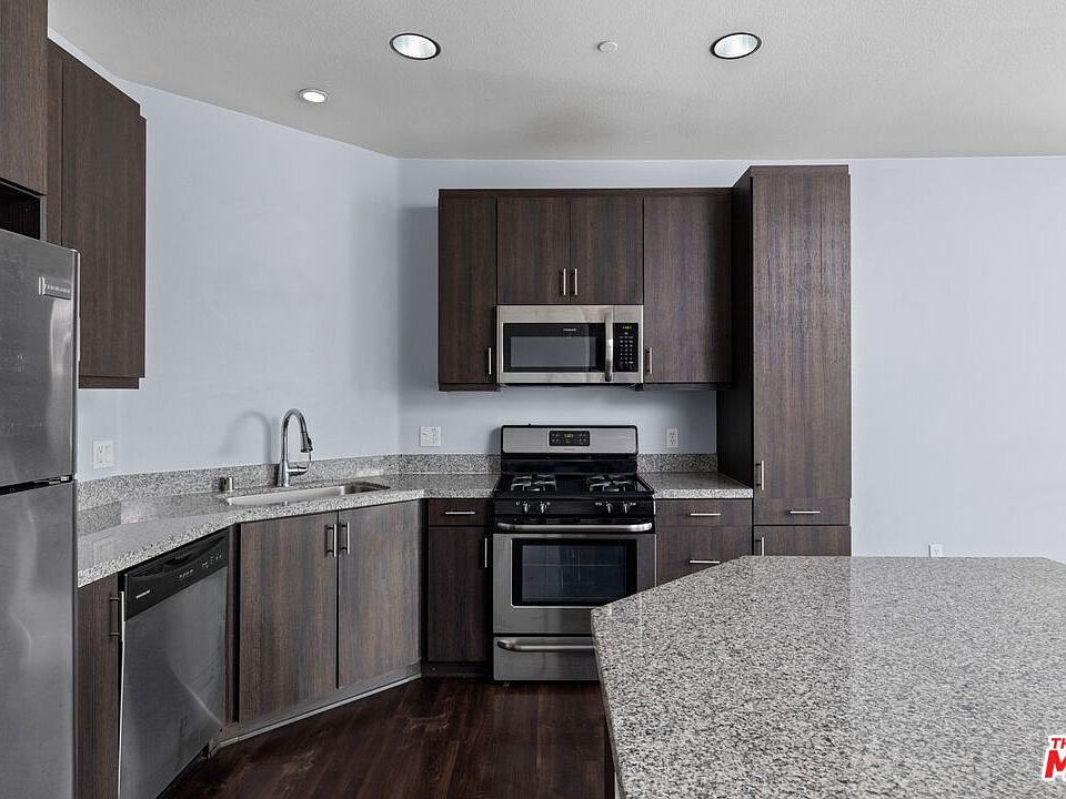 1st image of 1408 W Washington Blvd APT 306