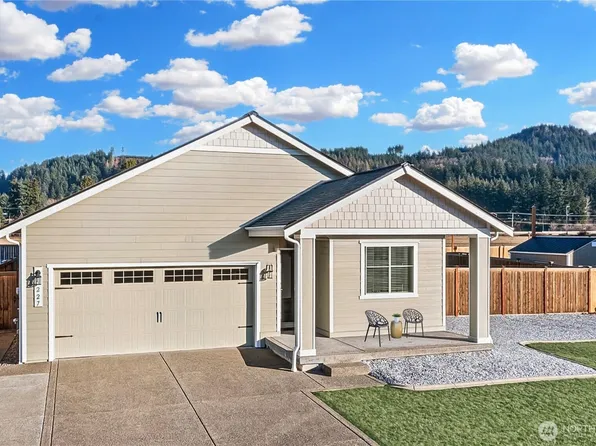 227 Jasmine Lane N, Enumclaw, WA 98022