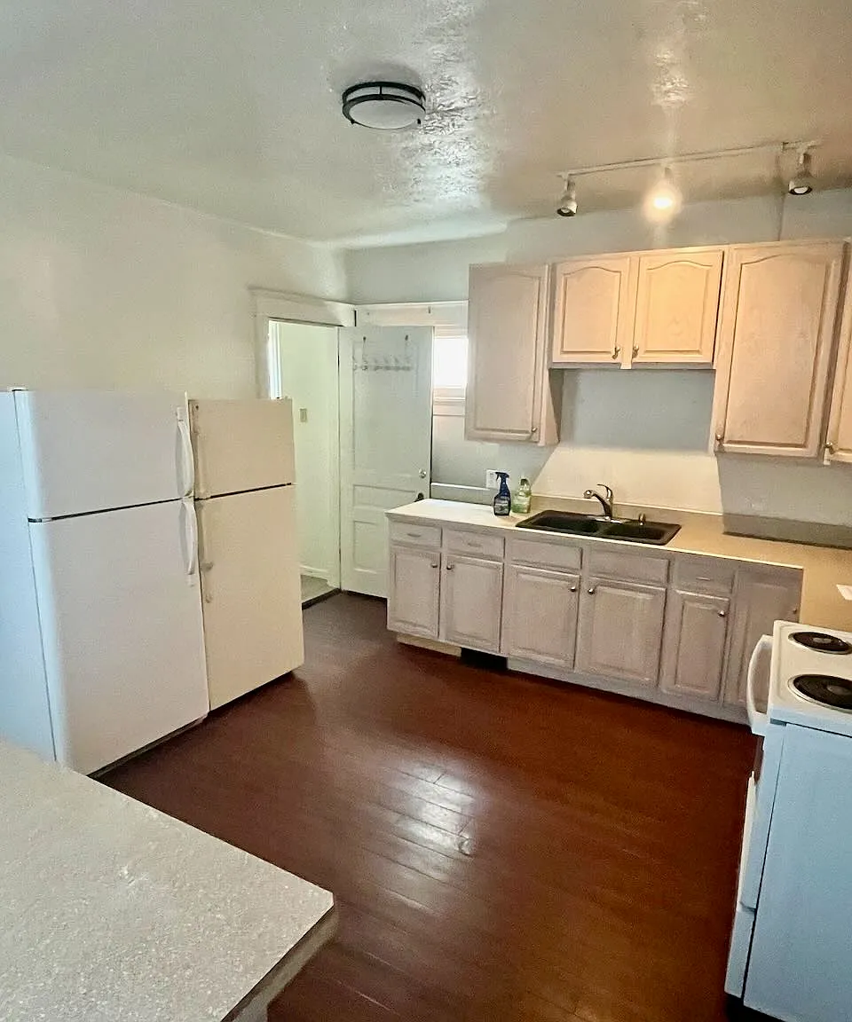 308 Warner Street — Photo 3
