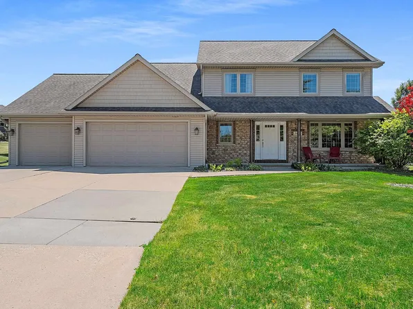 3437 Sandgate Castle Dr, Green Bay, WI 54313