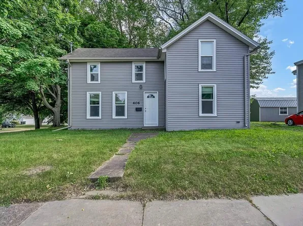406 W 12th St, Cedar Falls, IA 50613