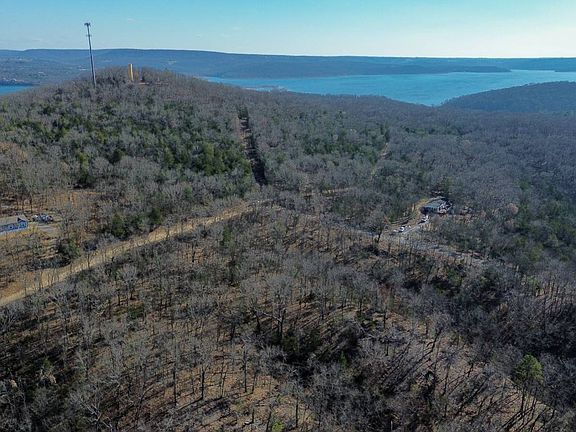 4th image of Buck Horn Rd