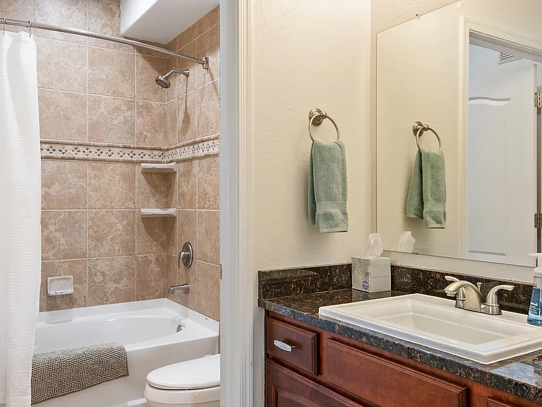 2550 E River Rd #13306 — Photo 14