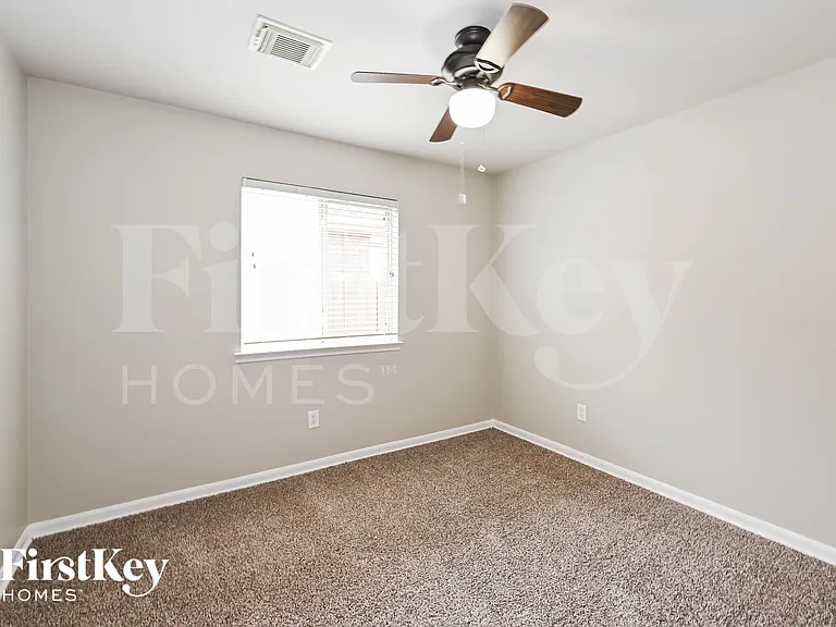 2729 Domenico Ln — Photo 12