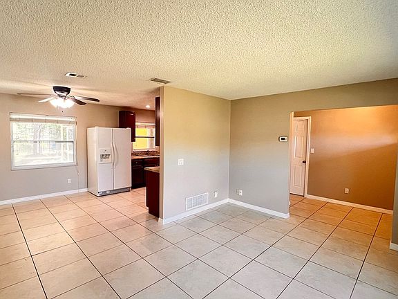 4th image of 1407 Prestwick Ct