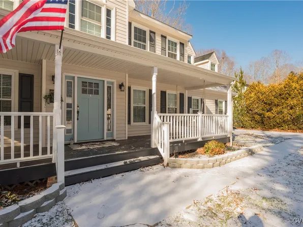 8845 Greenwood Blvd, New Kent, VA 23124