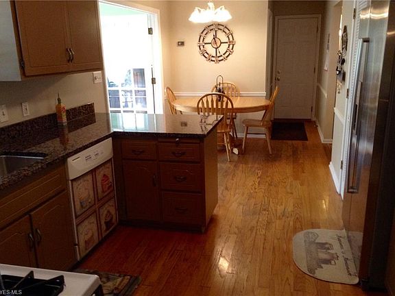 4th image of 611 Revere Dr