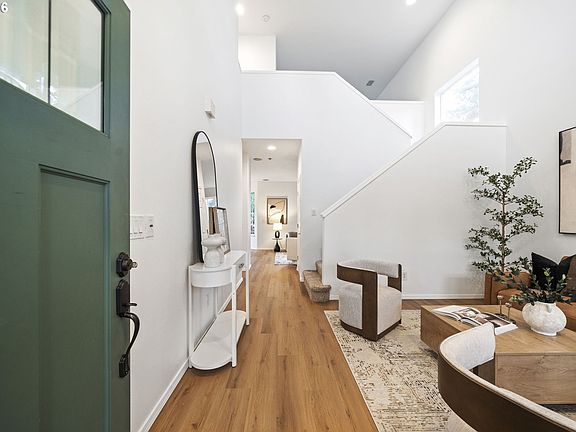 4th image of 19809 SE 7th Way