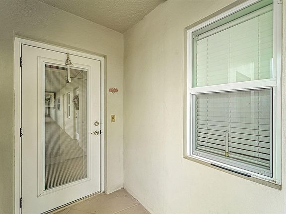 4th image of 3050 NE 48th Court #206