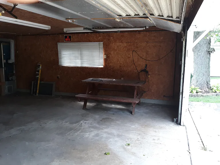 1507 Schultz Pl — Photo 7
