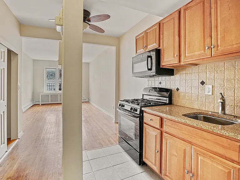 1912 3rd Ave #3B — Photo 3
