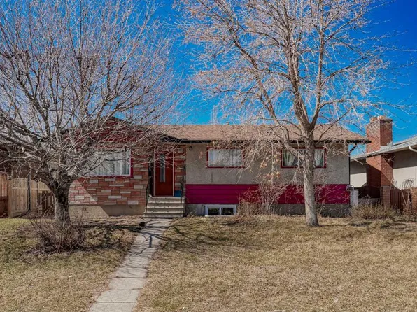 1823 E 38th St SE, Calgary, AB T2B 0Z4