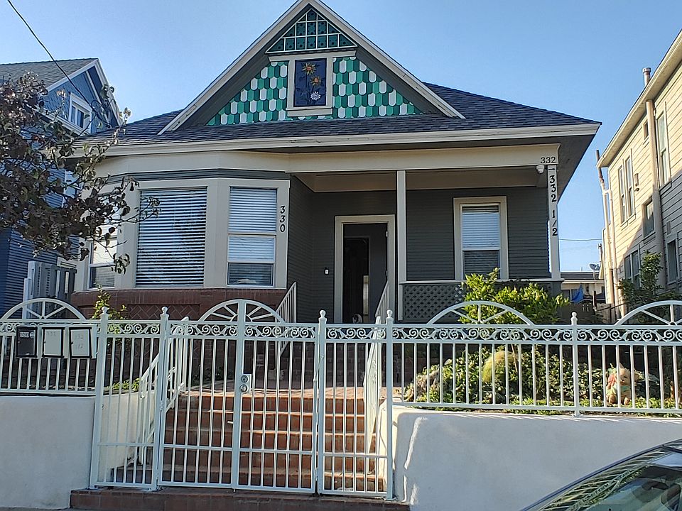 1st image of 330 W 10th St