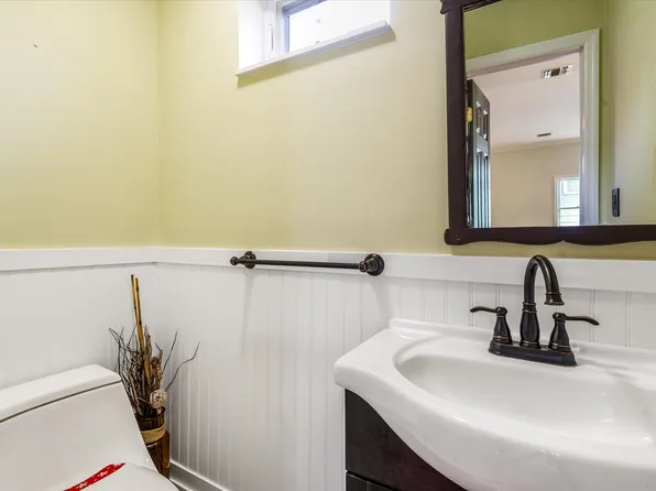 161-40 98th Street image 12 of 36